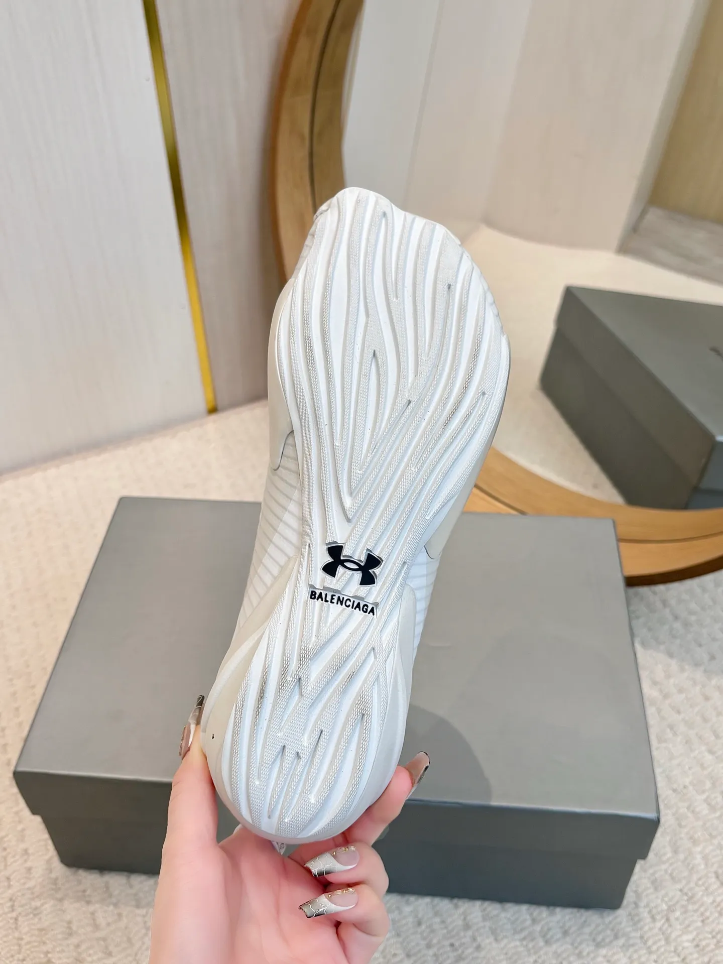 👟👟Ex-factory price 620👟👟 Men's model ➕20 Balenciaga Original outsole Size: #female 35-40 #male 39-45 (female 40 and male 45 are custom-made and cannot be returned or exchanged)